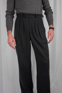 RELAXED FIT PLEATED TROUSERS